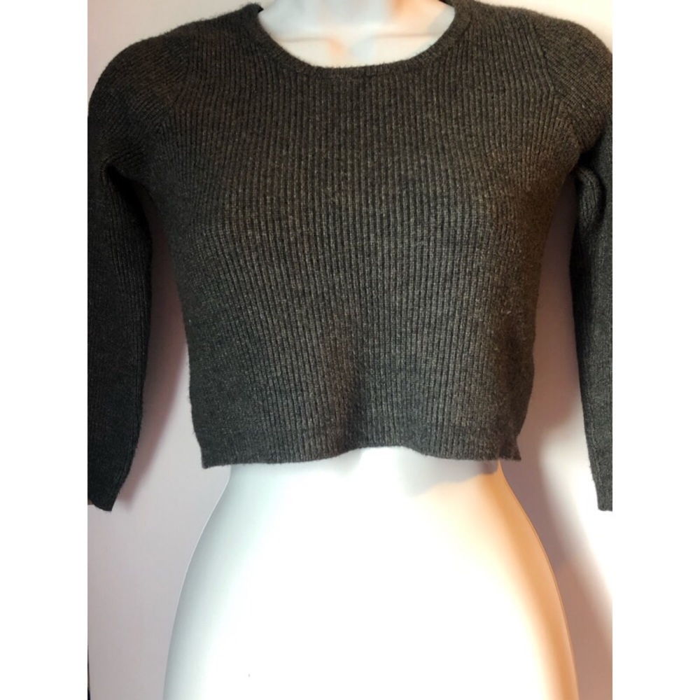 Warm charcoal color stretch crop top
